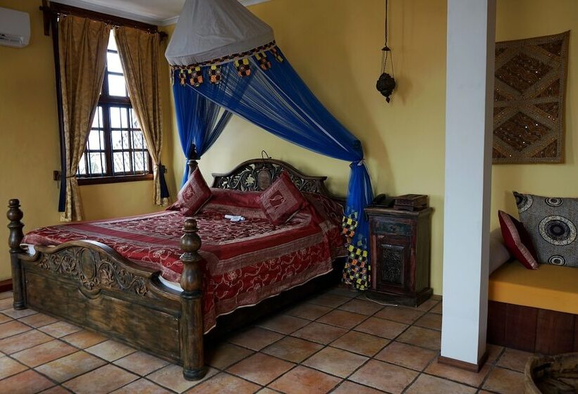 带城市景观的套间, Zanzibar Palace