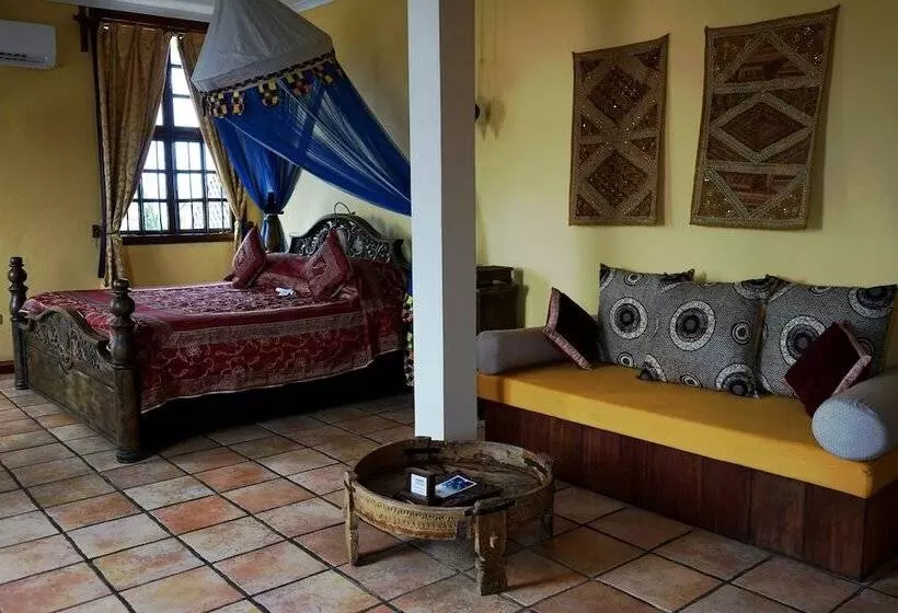 مجموعه ویستا شهر, Zanzibar Palace