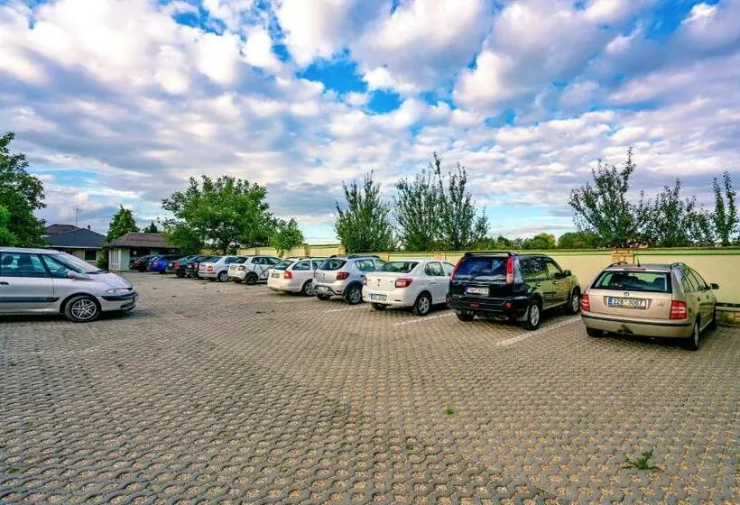スタンダードルーム, Penzión Quatro Ii 250m Od Kúpaliska