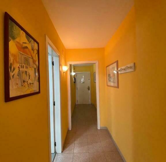 דירת חדר נוף לבריכה, Apartamento Cerca Del Paseo Y Port Aventura
