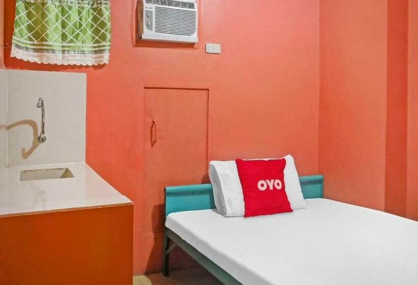 标准单人间, Solanos Transient House