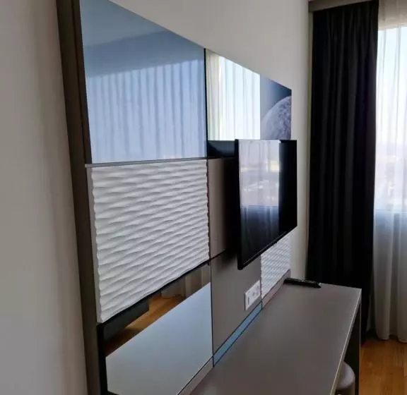 身障者適用スタンダードルーム, B&b Hotel Lausanne Crissier