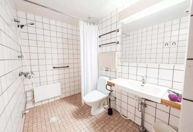 スタンダード４人部屋, Forenom Aparthotel Lahti