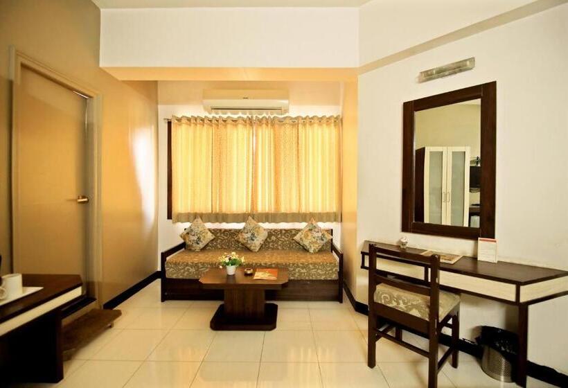 Quarto Deluxe, Ashish Palace