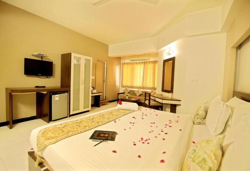 Quarto Superior, Ashish Palace