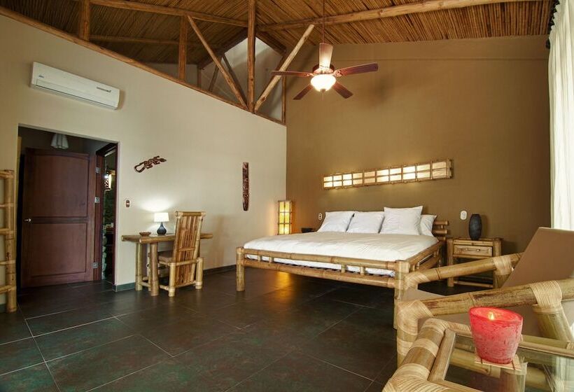 豪华房间, Clandestino Beach