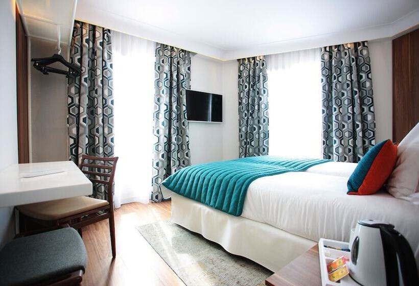 اتاق پرستیژ, Eiffel Turenne