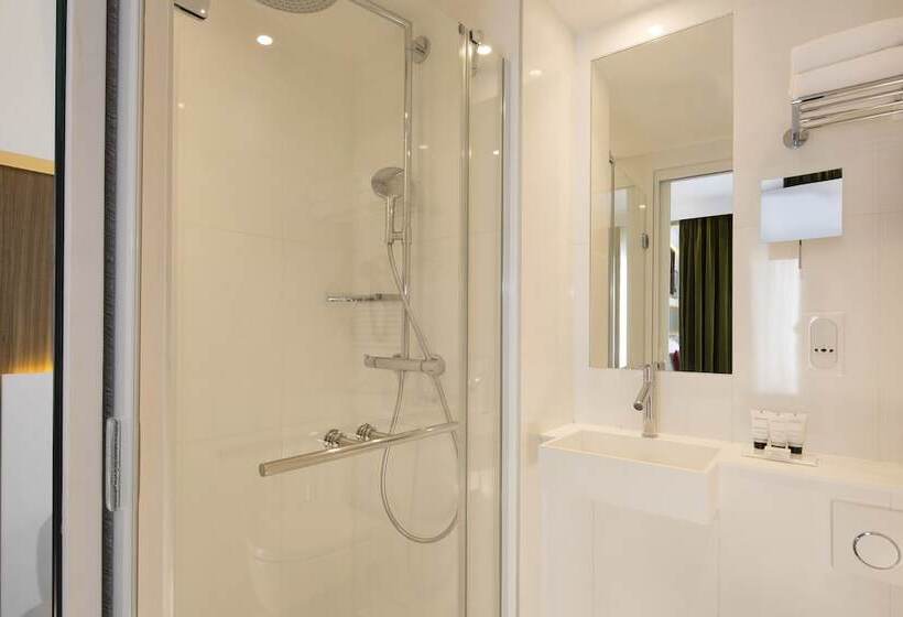 اتاق کلاسیک, Eiffel Turenne