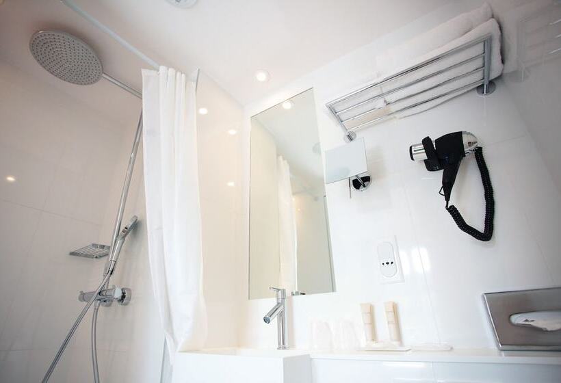 اتاق کلاسیک, Eiffel Turenne