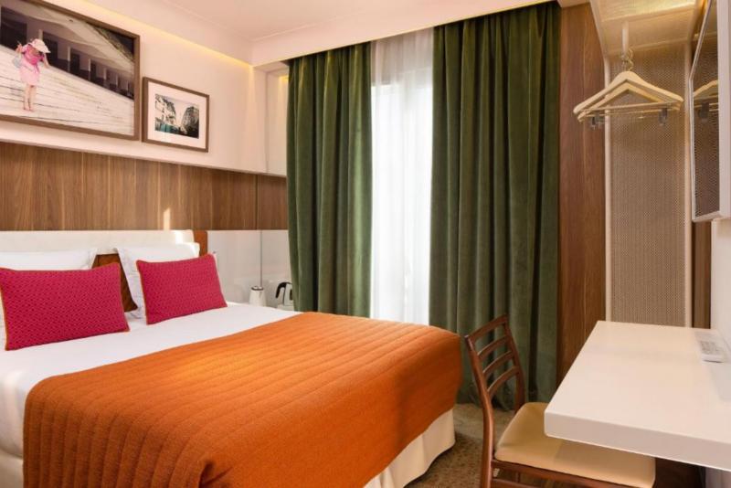 اتاق سوپریور, Eiffel Turenne