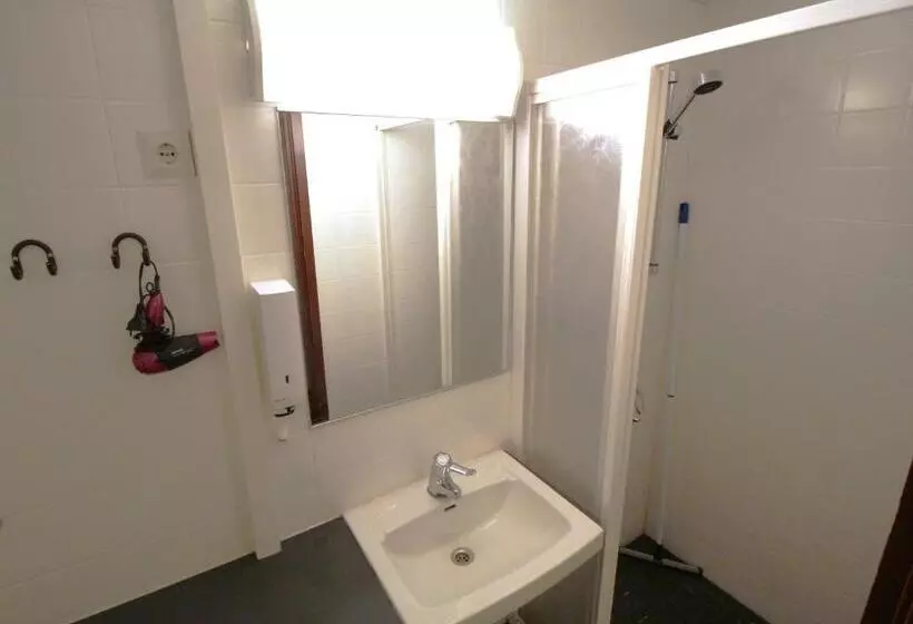 スタンダードシングルルーム, Forenom Aparthotel Lahti