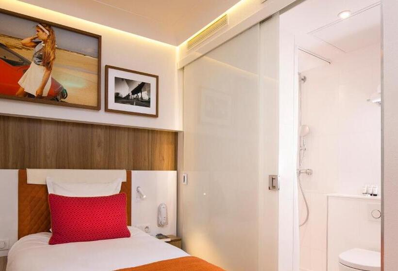 اتاق راحتی یک تخته, Eiffel Turenne