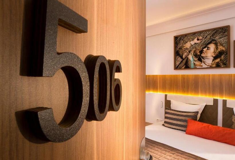 اتاق استاندارد, Eiffel Turenne