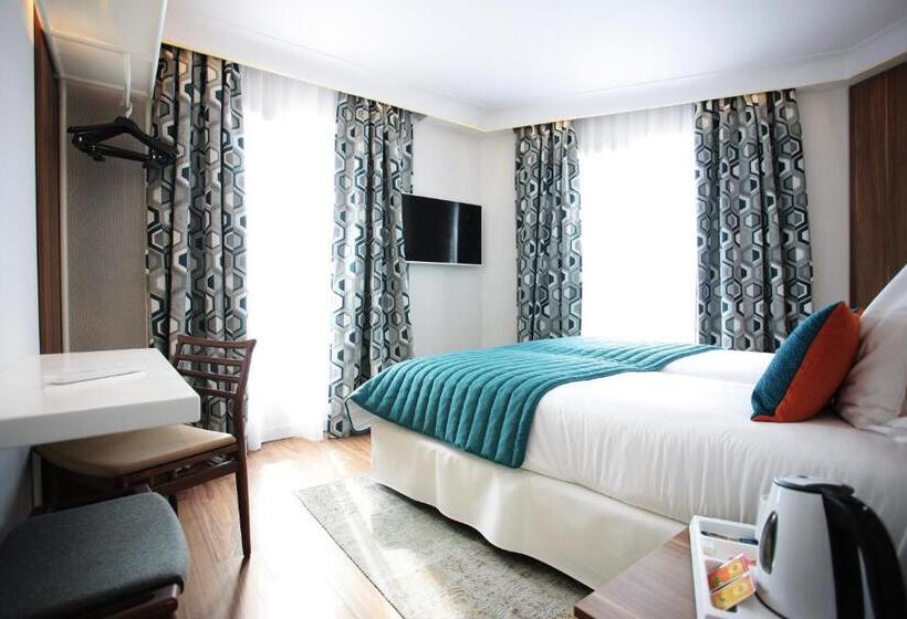 اتاق پرستیژ, Eiffel Turenne