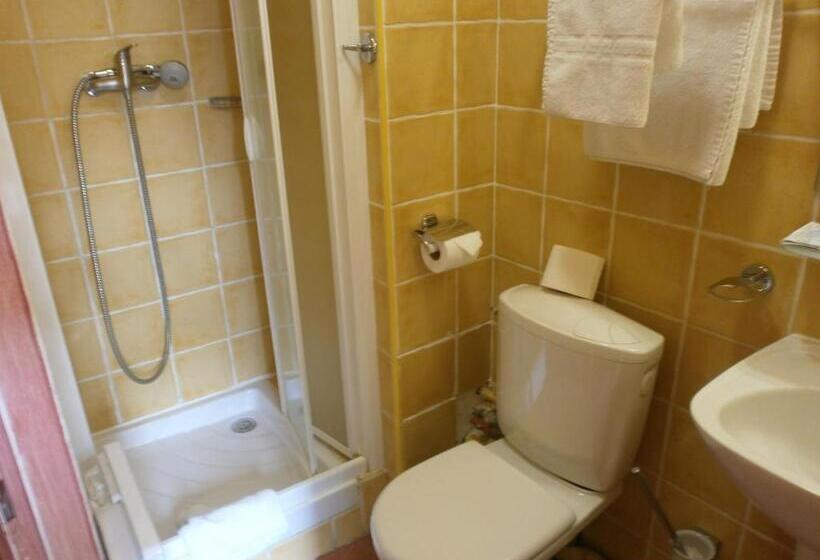 غرفة قياسية فردية, Little Palace