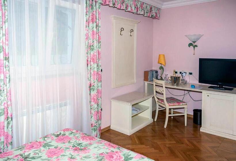 اتاق استاندارد در طبقه همکف, Miramar