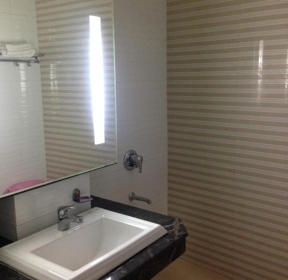 اتاق رویال, Namaskar Residency