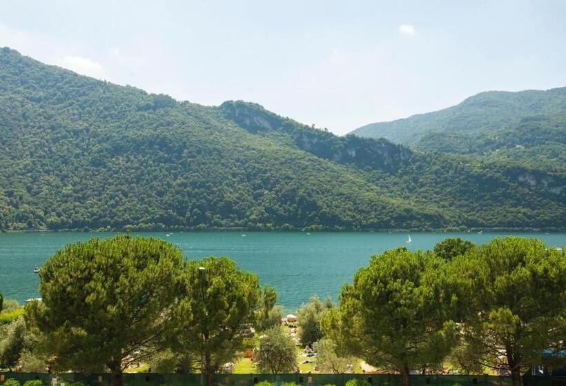 Номер Стандарт Вид на Озеро, Park Hotel Abbadia