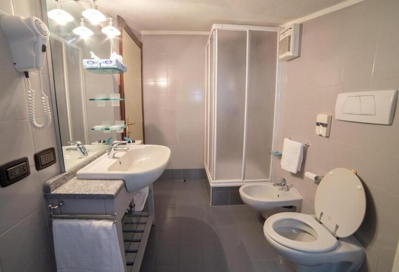 四人标准间, Park Hotel Abbadia