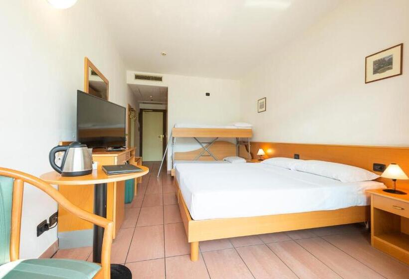 四人标准间, Park Hotel Abbadia