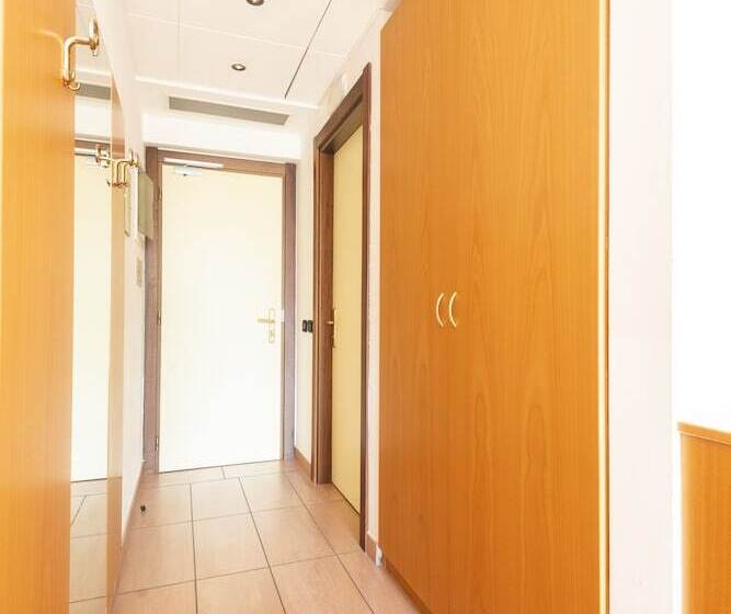 标准三人间, Park Hotel Abbadia