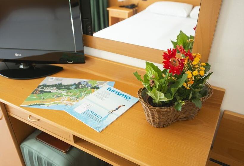 标准三人间, Park Hotel Abbadia