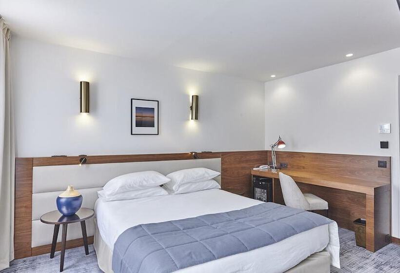 クラシックルーム, Royal Phare