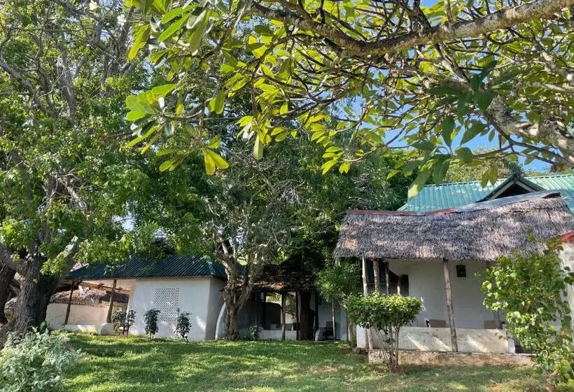 خانه 1 خوابه, Shimoni Reef Lodge
