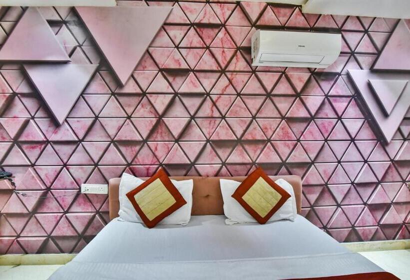 Номер Deluxe, Singh International, Amritsar