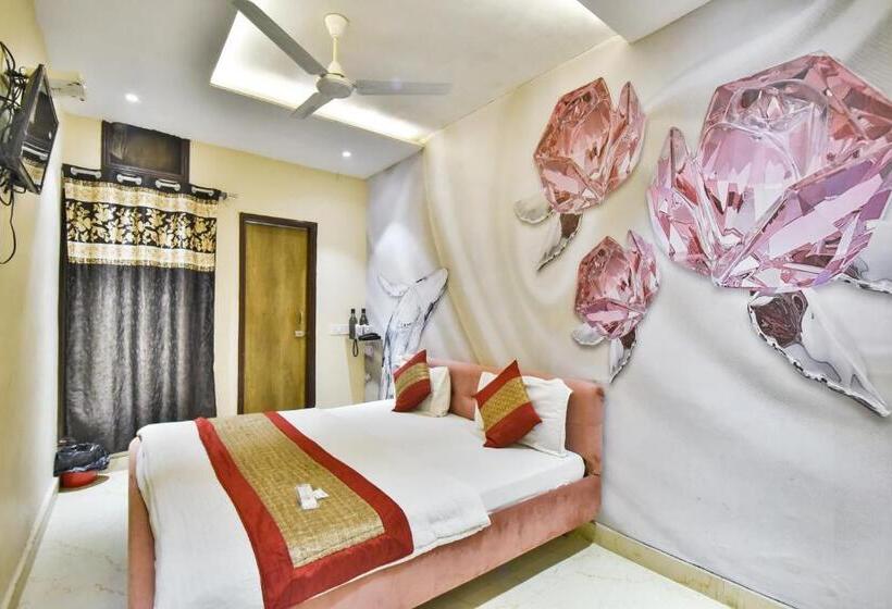Номер Deluxe, Singh International, Amritsar