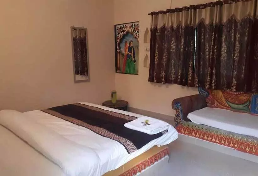 Chambre Deluxe, Swad Ri Dhani