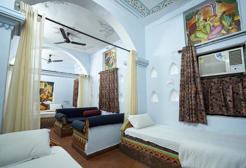 デラックスルーム, Swad Ri Dhani