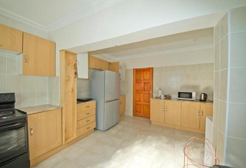 スイート, The Highlander Hotel Dullstroom