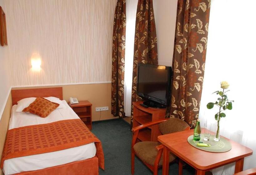 اتاق استاندارد یک نفره, Topaz Poznań Centrum