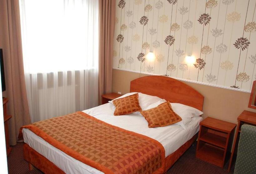 سوییت, Topaz Poznań Centrum