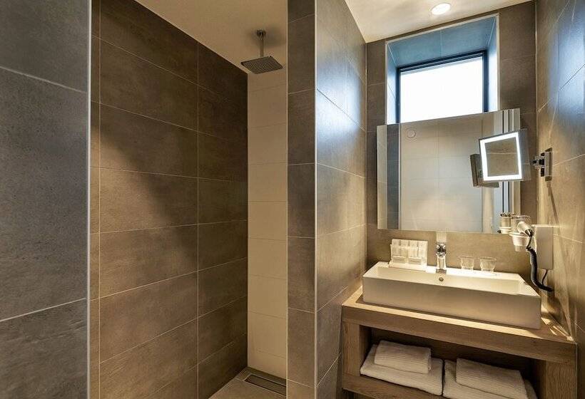 스탠다드 룸, Van Der Valk Hotel Breda