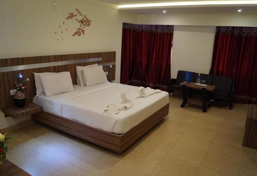 Quarto Superior, Vinayaga Inn By Poppys Ooty