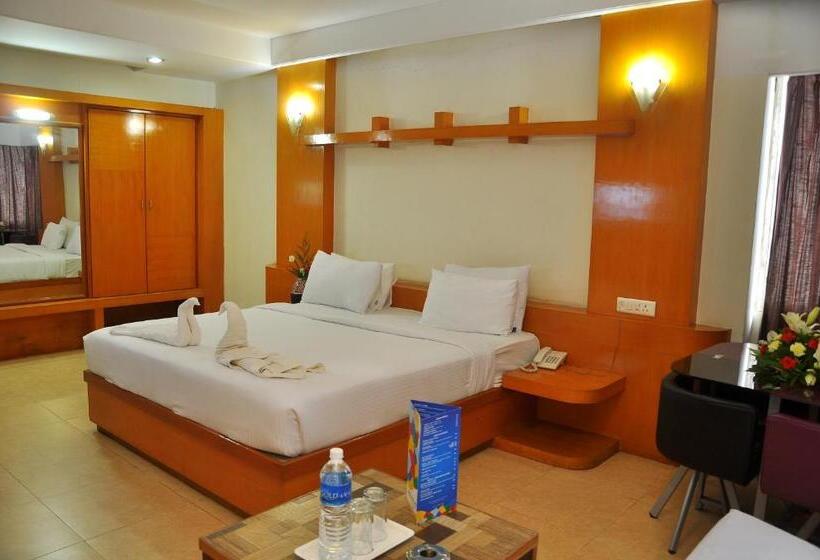 Номер Superior, Vinayaga Inn By Poppys Ooty