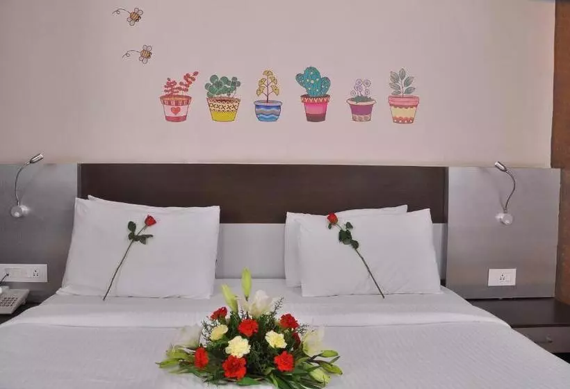 スイート, Vinayaga Inn By Poppys Ooty