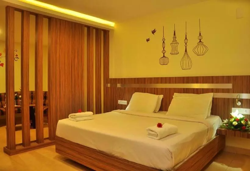 スイート, Vinayaga Inn By Poppys Ooty
