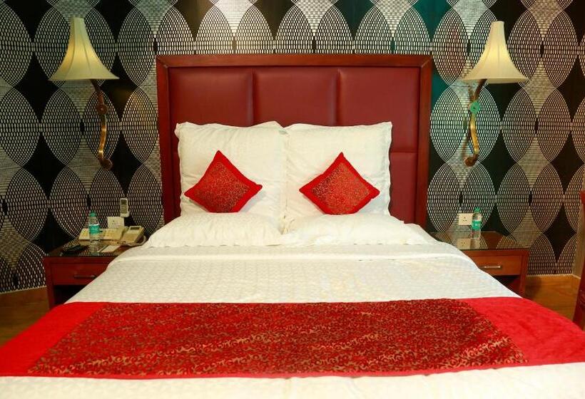 デラックスルーム, Saj Earth Resort & Convention Center , Kochi