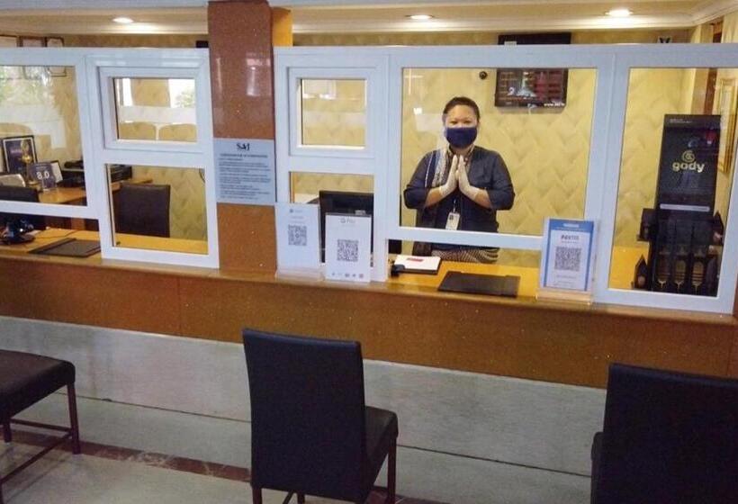 Номер Премиум, Saj Earth Resort & Convention Center , Kochi