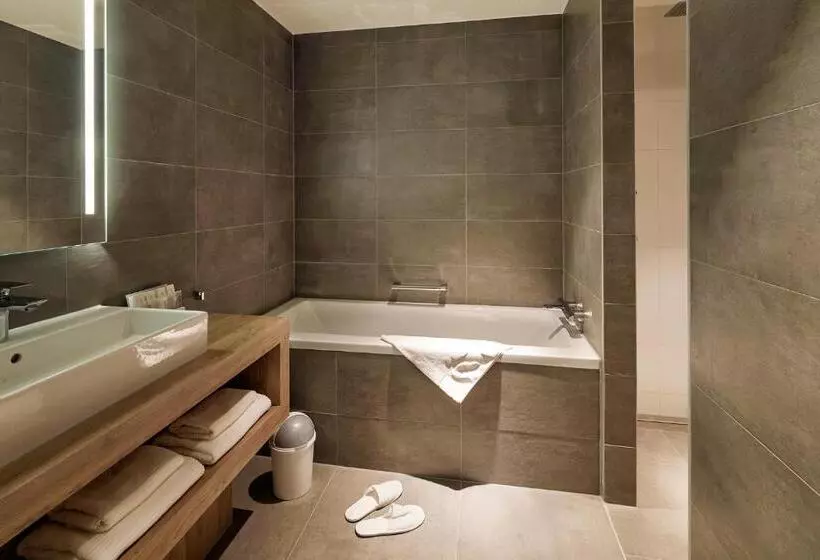 スーペリアールーム, Van Der Valk Hotel Breda