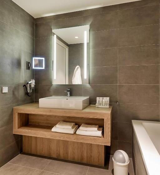 수피리어 룸, Van Der Valk Hotel Breda