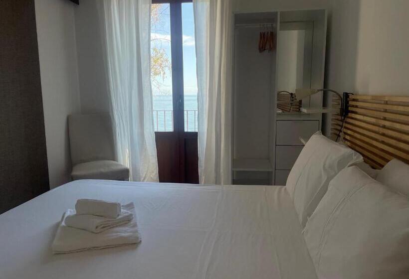 اتاق اکونومی, Casa Scala