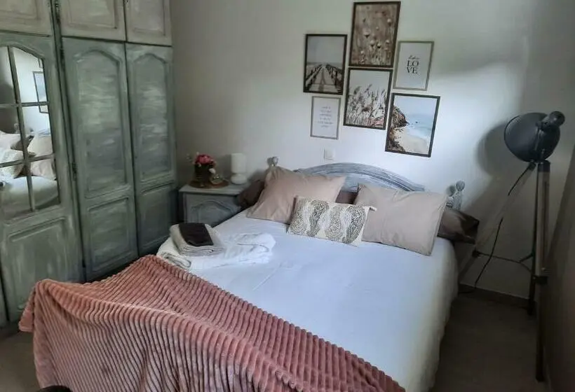 スタンダードルーム, La Maison De Marie
