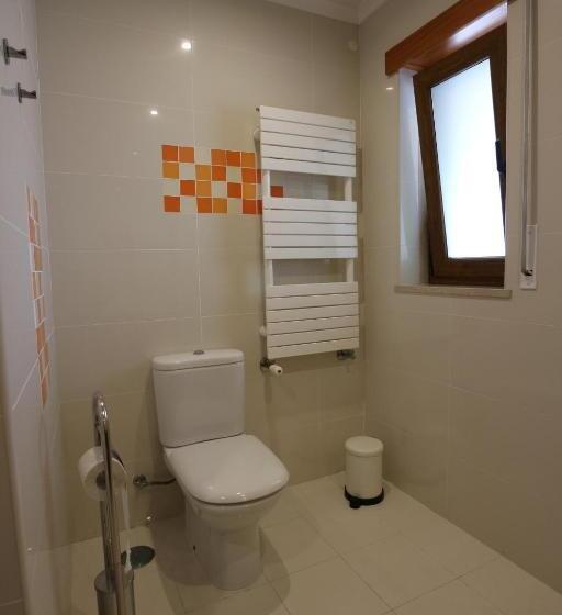 اتاق استاندارد چهارنفره با چشمانداز باغ, Villa Da Bica