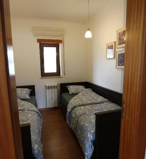 اتاق استاندارد چهارنفره با چشمانداز باغ, Villa Da Bica