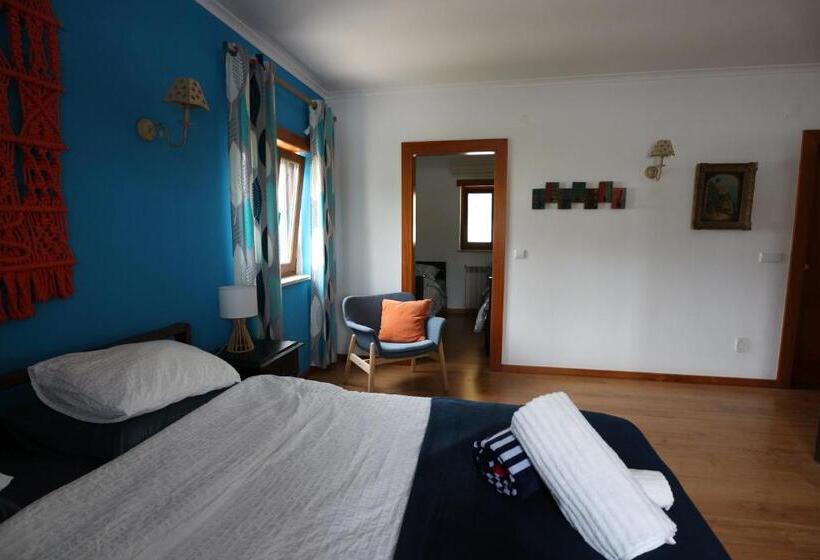 اتاق استاندارد چهارنفره با چشمانداز باغ, Villa Da Bica