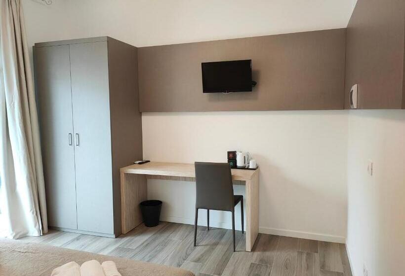 اتاق استاندارد با بالکن, Apfel Ar Holiday Home